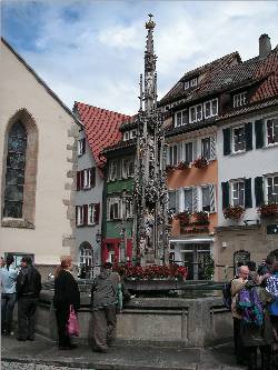 Marktplatz Rottenburg mit Dom St. Martin